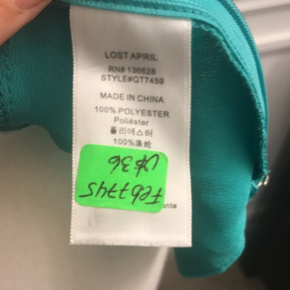 Ladies green top with gorgeous back detail size S - Picture 5 of 6